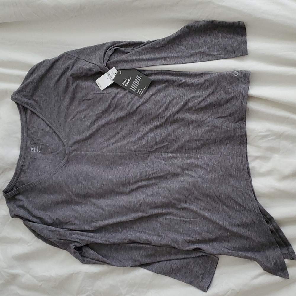 Gapfit work out shirt